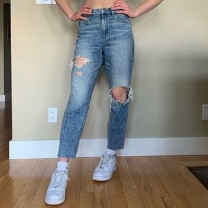 American Eagle ripped mom jeans